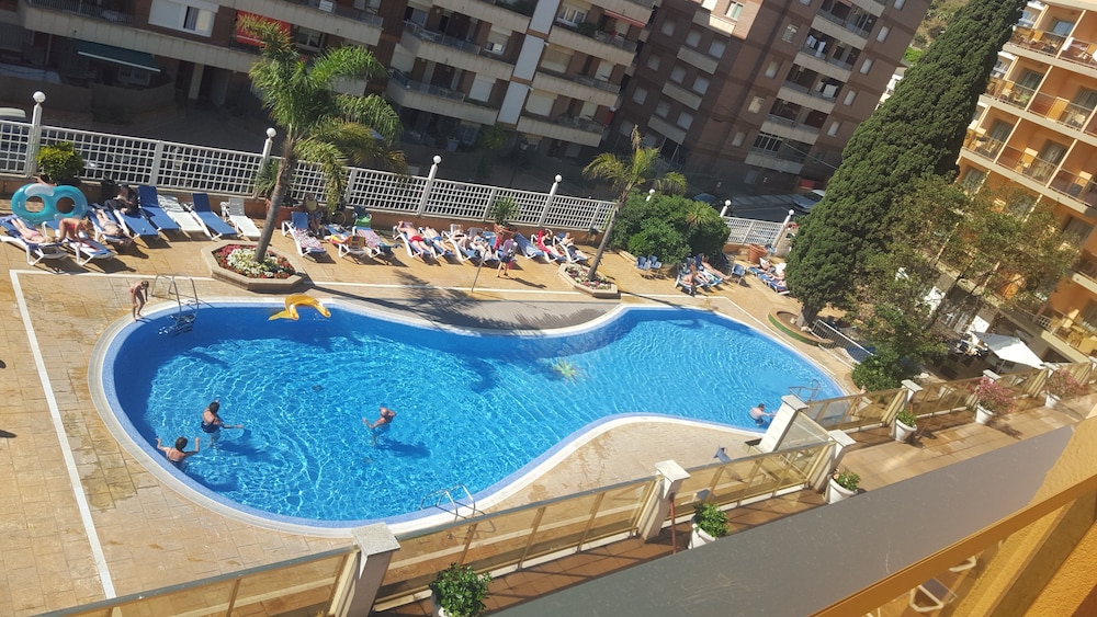 Bon Repos Hotel 23/25