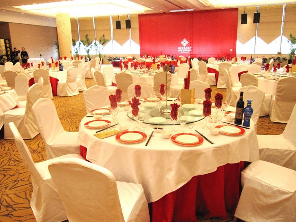 Glarun Jinling HOTEL 54/66