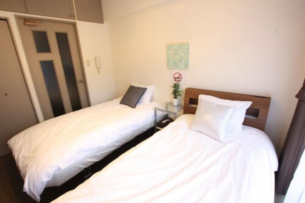 ROOM, SINGLE BED, SOFA