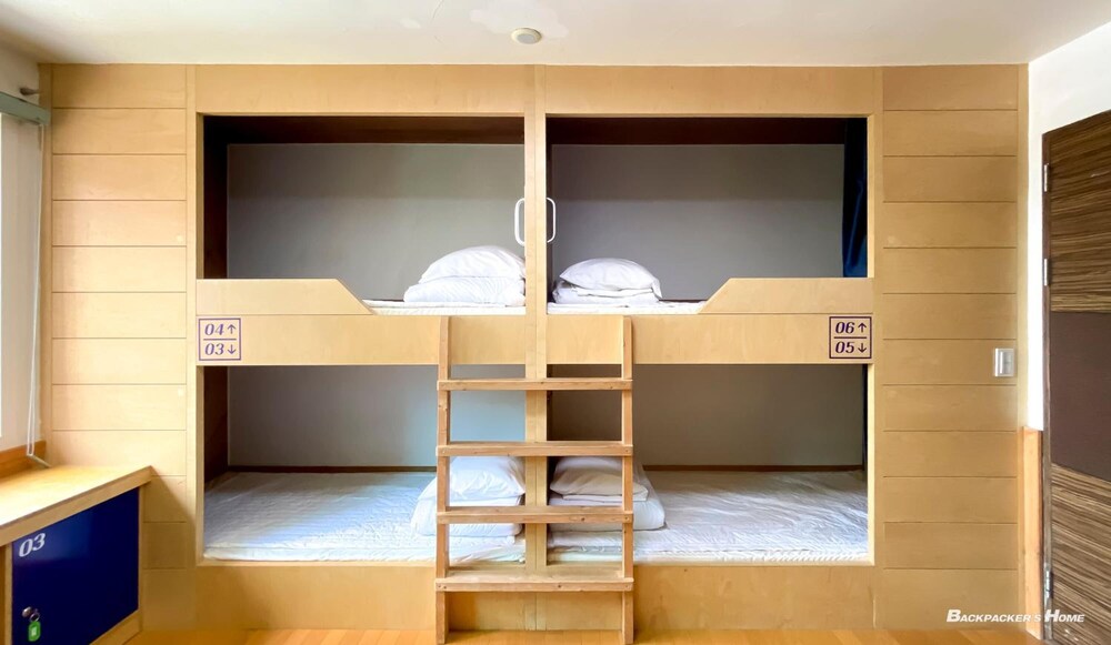 Backpacker's Home 29/50