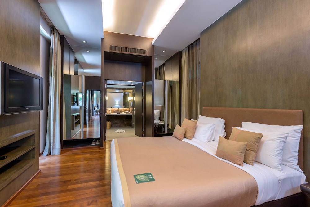 3 Bedrooms, Pool, Suite, Villa, Twin Beds, 2 King Beds