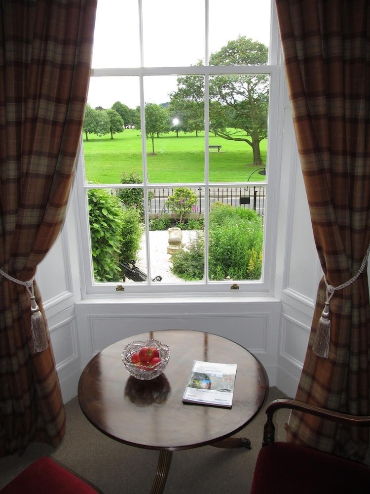 The Townhouse 37/46