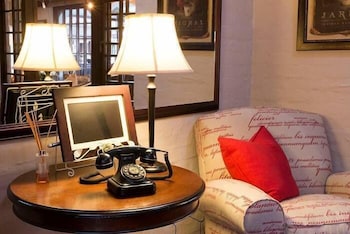 Five Burnham Guesthouse 20/21