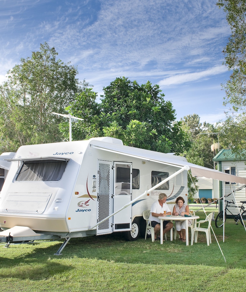 Glen Villa Resort 42/48
