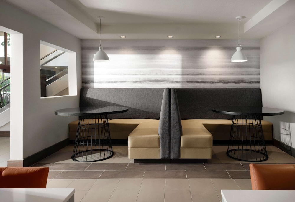 Hyatt House San Diego Sorrento Mesa 29/50