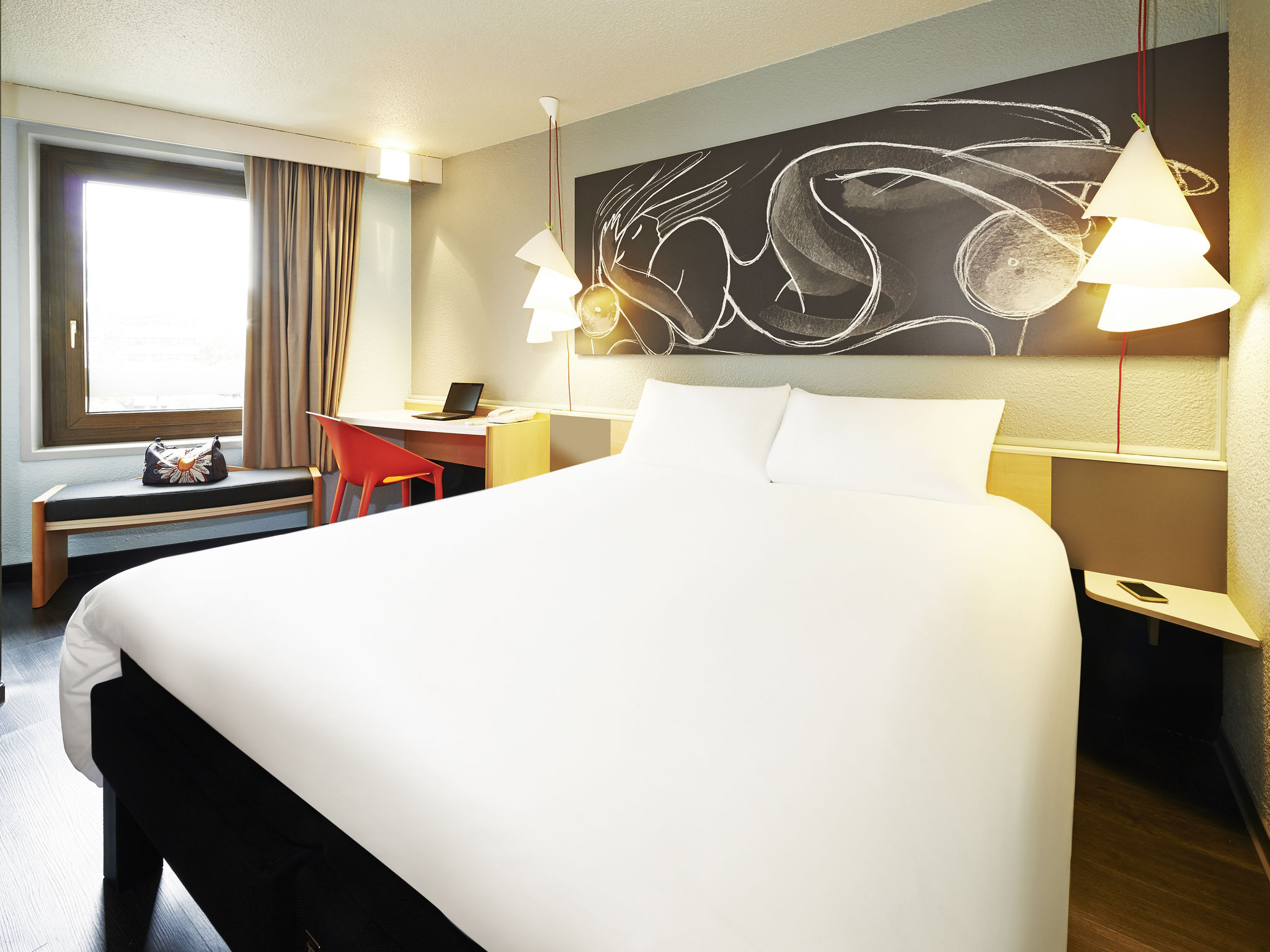 STANDARD, DOUBLE BED, ACCESSIBLE