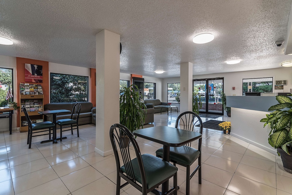 Motel6 Albany, NY - Airport 46/56
