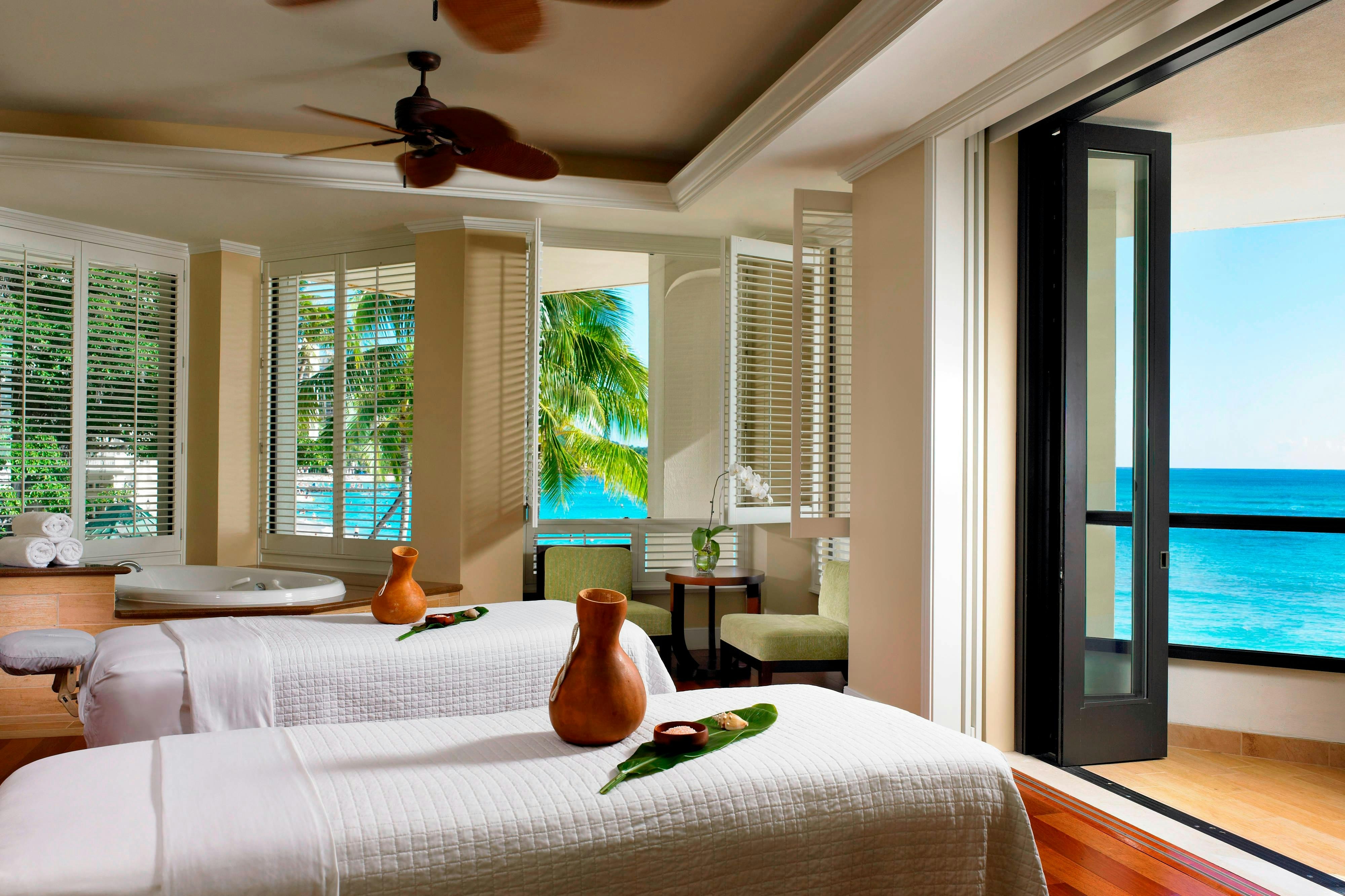 Moana Surfrider A Westin Resort and Spa Waikiki Beach 12/50