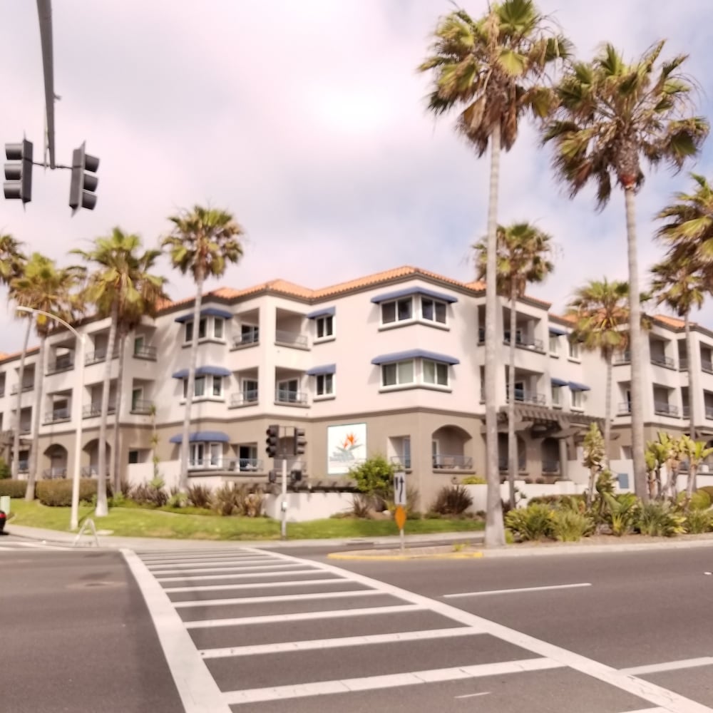 Tamarack Beach Resort Hotel 58/65