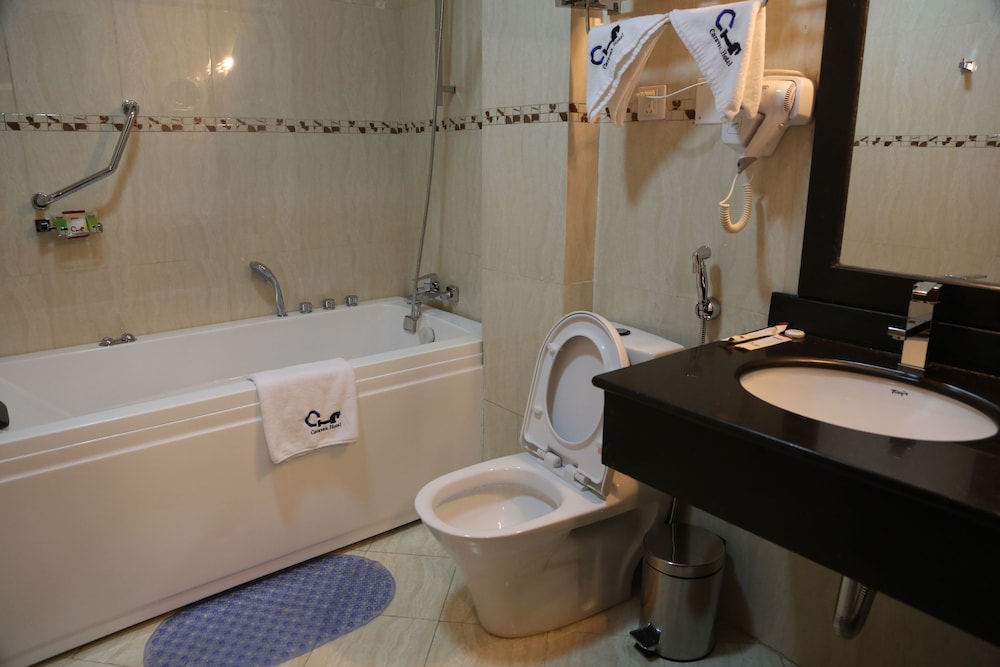 Caravan Hotel 17/47