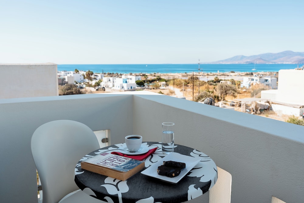 Mitos Suites 46/62