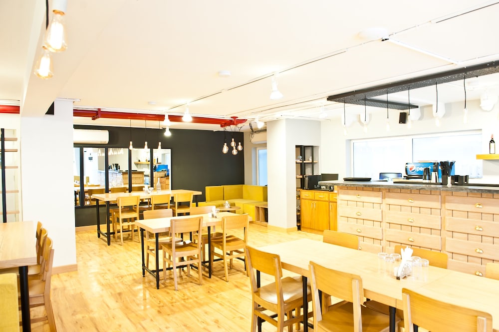 Bloomrooms At Indiranagar 37/44