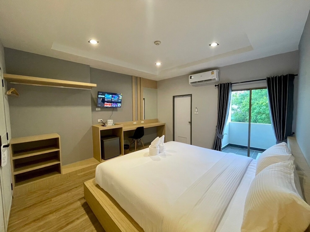 STANDARD, DOUBLE BED, BALCONY