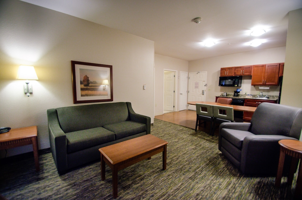 Candlewood Suites Temple 37/53