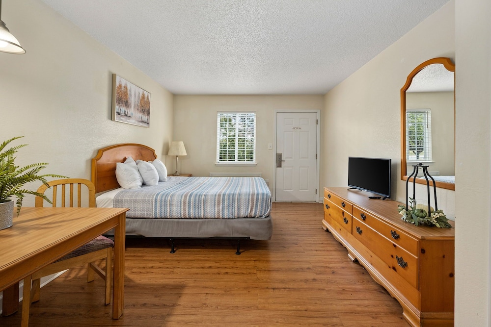Affordable Suites Charlottesville 22/55