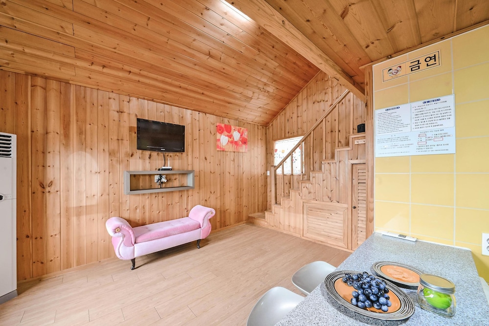 Gapyeong Alum Malu Pension 21/49