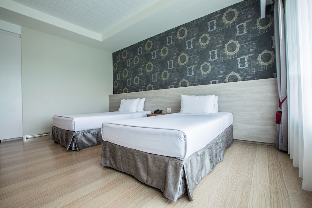 Juntra Resort And Hotel 17/54