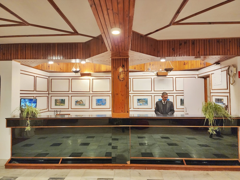Hotel Pine View ( Pure Vegetarian ) 23/50