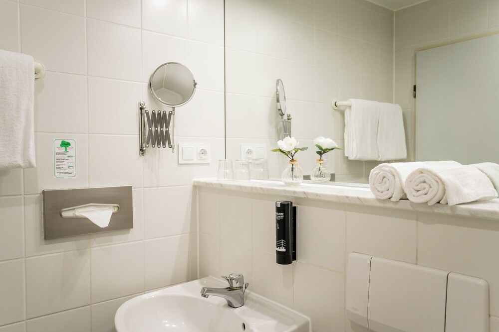 NOVUM HOTEL AN DER KÖ DÜSSELDORF 28/29