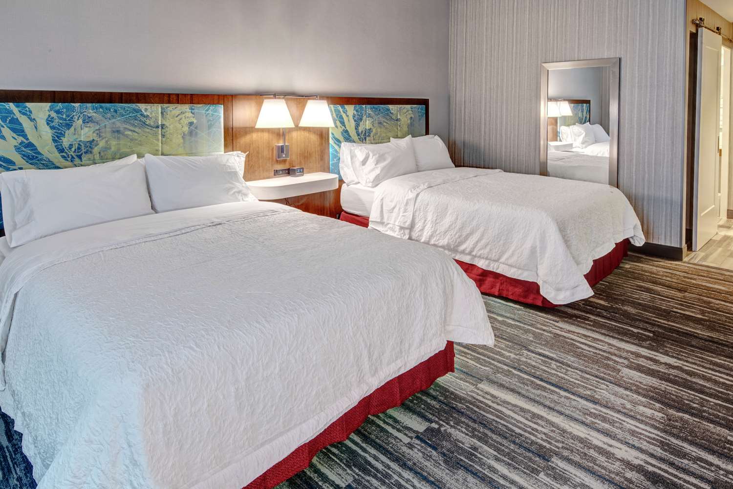 Hampton Inn Cardiff Beach Encinitas, CA 16/33