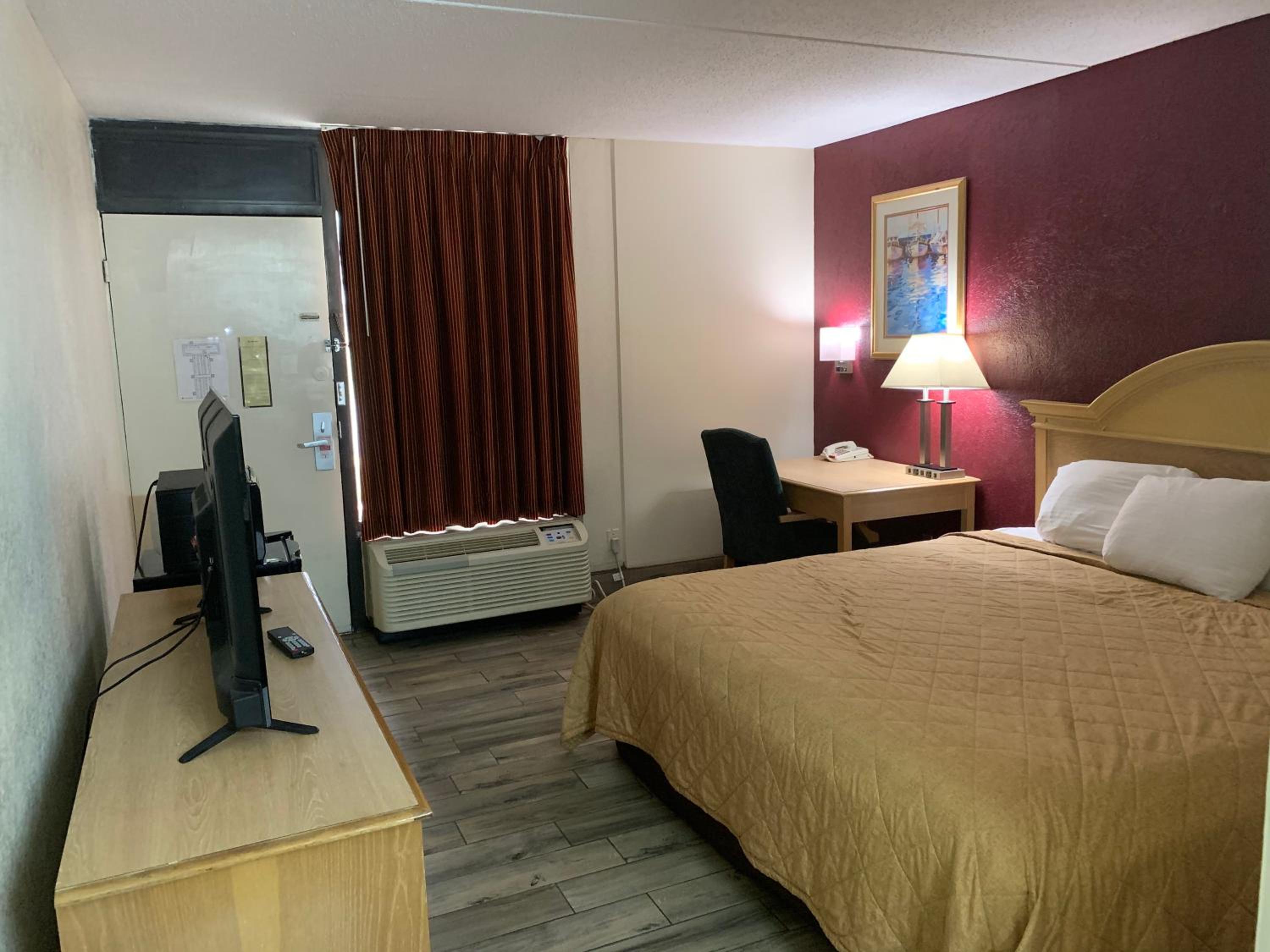 Americas Best Value Inn Tillmans Corner Mobile 11/36