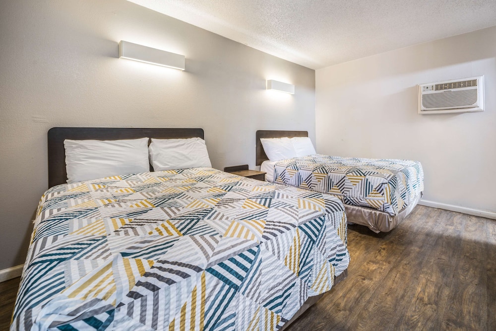 Motel6 Toms River, NJ - Near Seaside Heights 25/69
