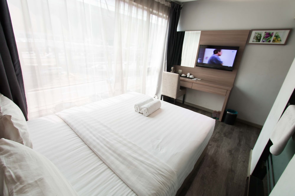 Hotel 99 - Pusat Bandar Puchong 17/48