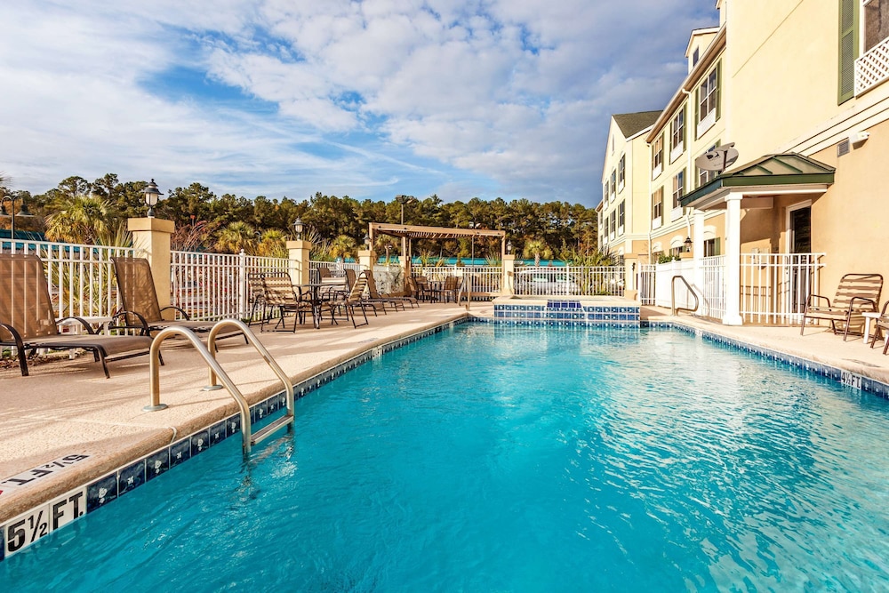 Country Inn and Suites By Radisson Hinesville GA 2/37