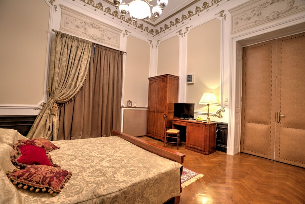 Grand Boutique Hotel 21/77