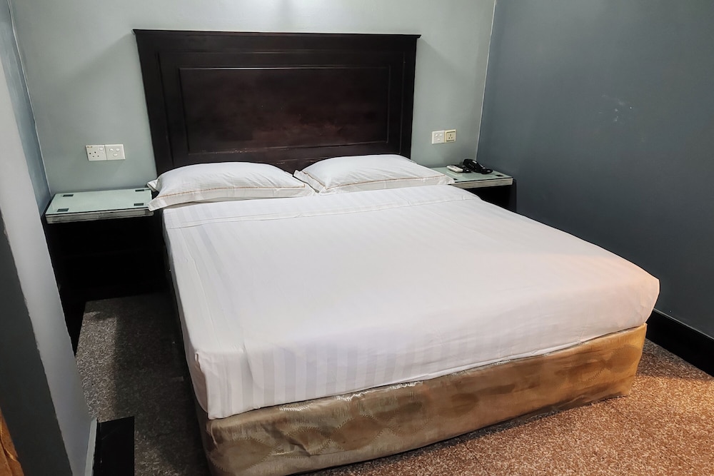 Hotel Sri Puchong 25/43