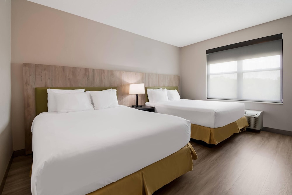ROOM, 2 QUEEN BEDS, PET FRIENDLY