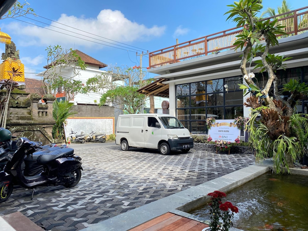 Putri Ayu Cottages 52/63