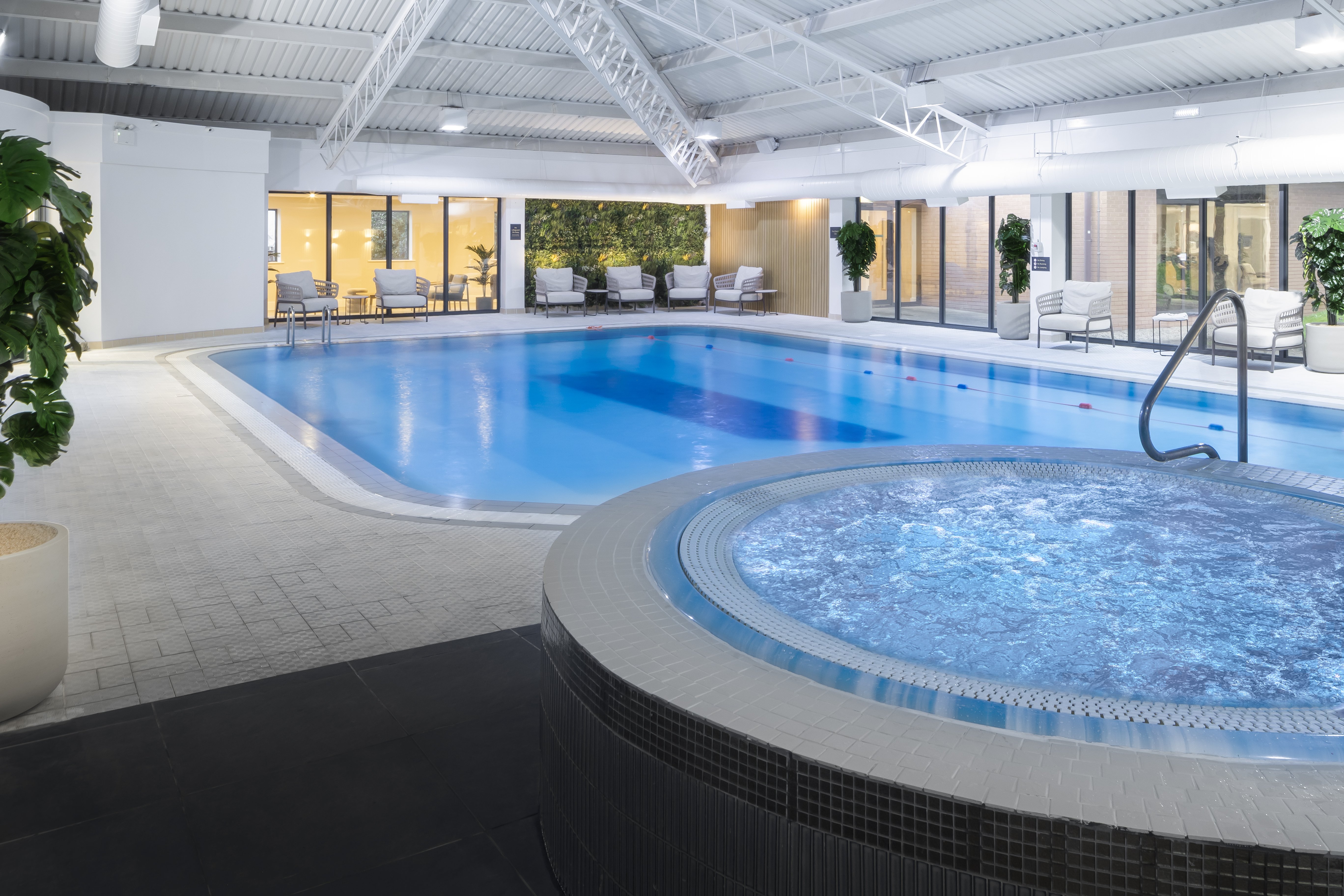 Holiday Inn Gloucester Cheltenham 13/49