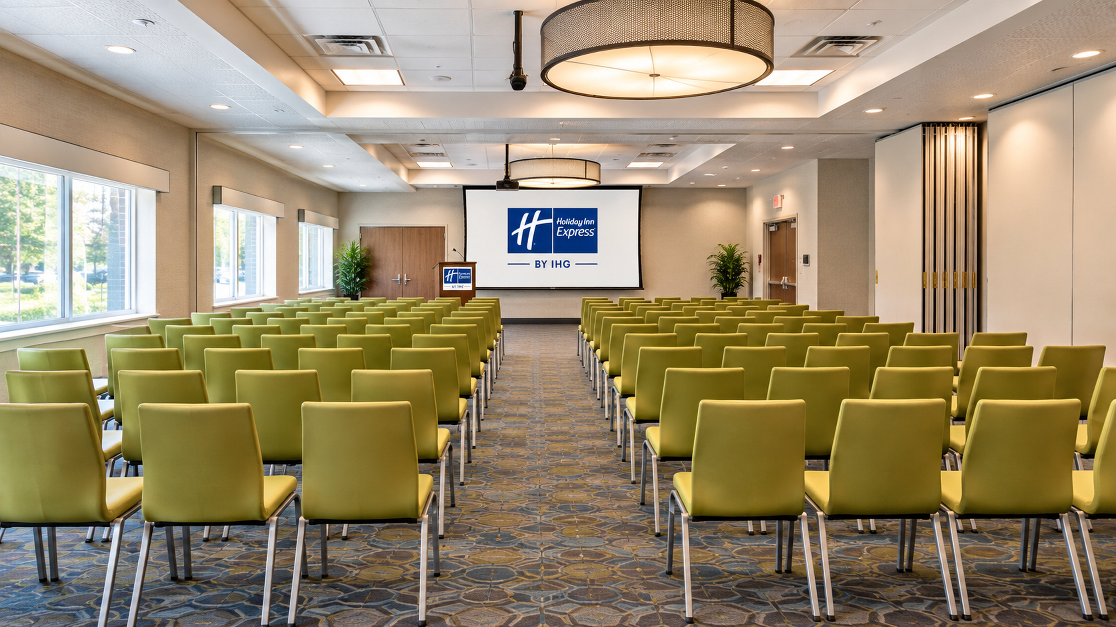 Holiday Inn Express Suites Boise Airport 62/80