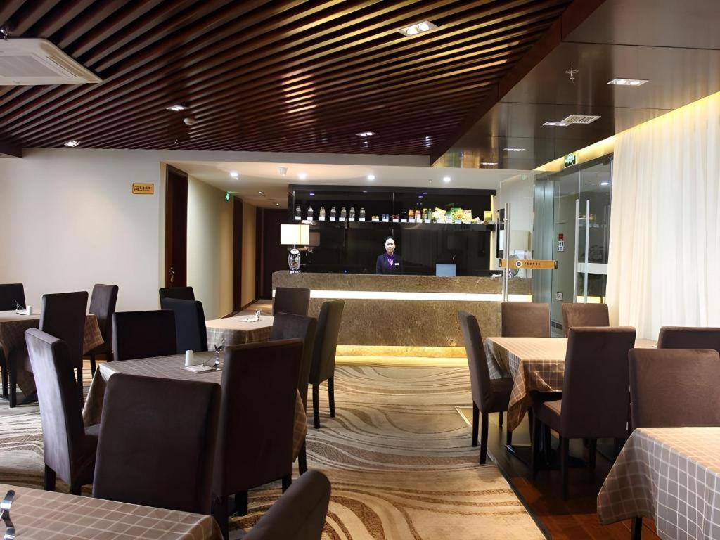 Antai Century Hotel 39/48