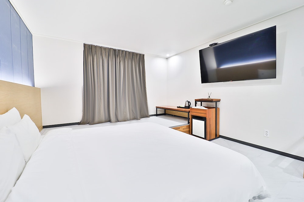 Calm Rest Hotel Busan Sasang 15/50