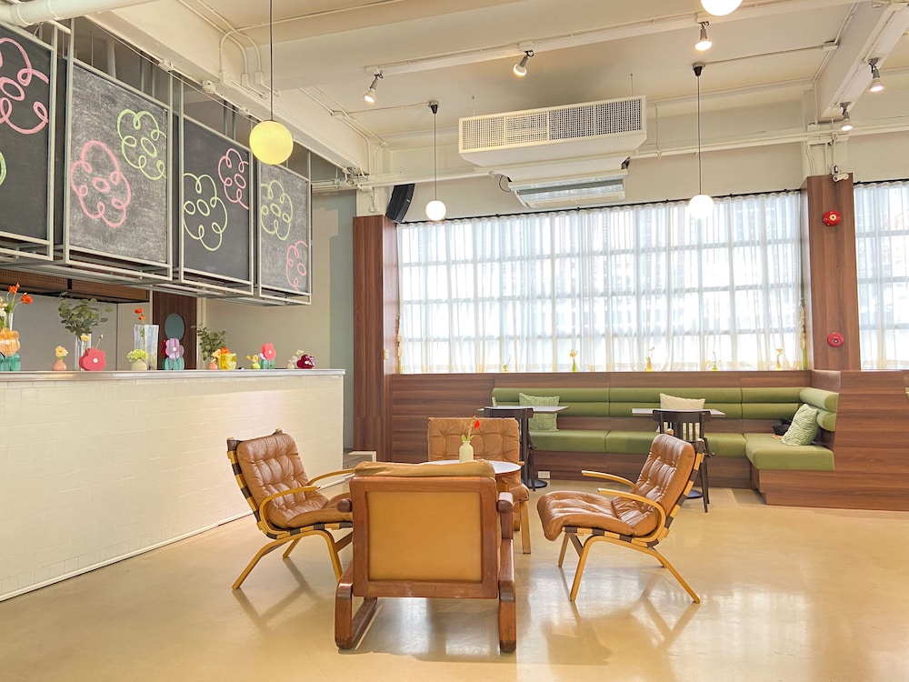 Beat Hotel Bangkok 41/71