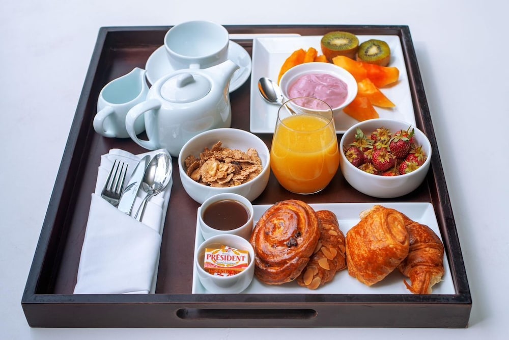 Krystal Palace Douala 28/39
