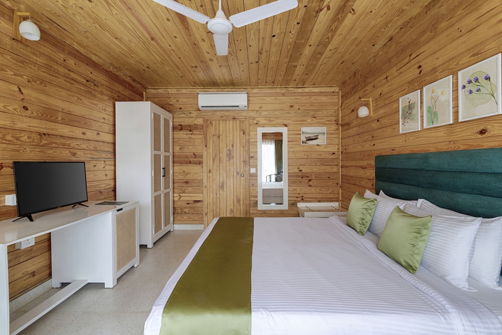 Aralea Beach Resort by Stone Wood Morjim 8/47