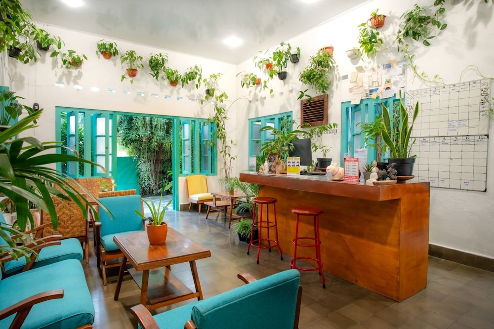 Snooze Guesthouse Yogyakarta - Hostel 11/50