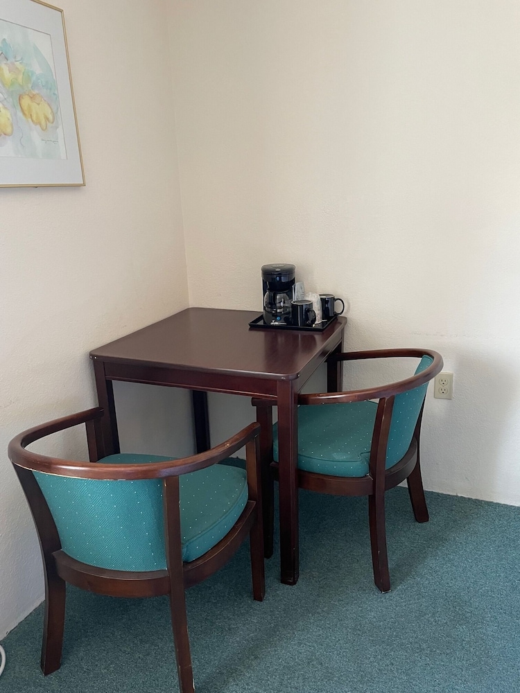 Voyager Inn 28/31