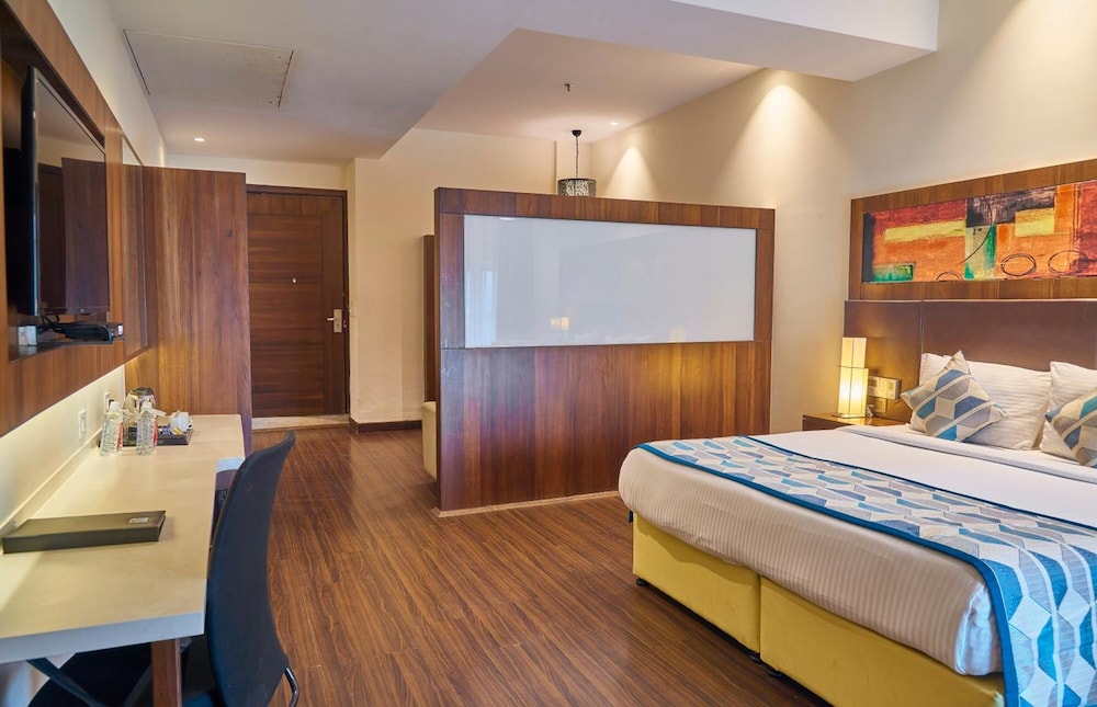 P L Palace Lords Inn Agra 22/60