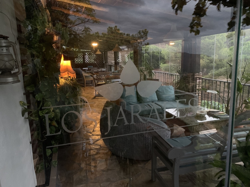 Los Jarales Hotel 50/73
