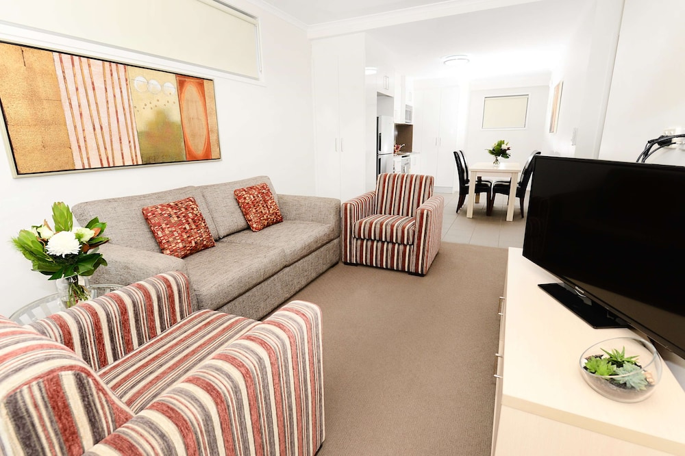 Oaks Moranbah Suites 39/54