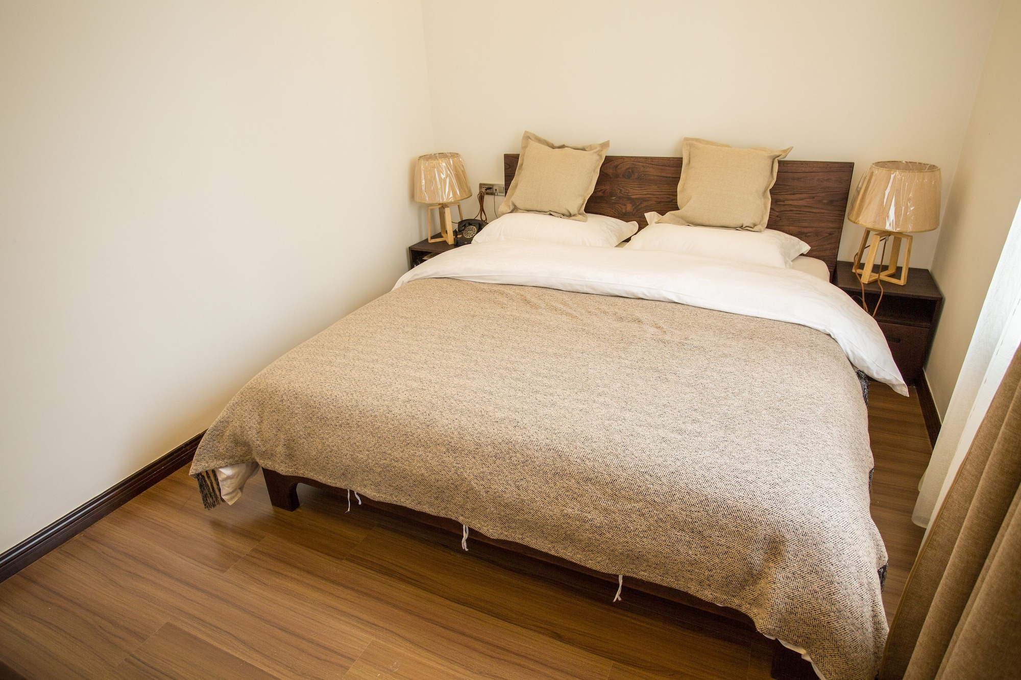 Deluxe, Suite, Queen Bed