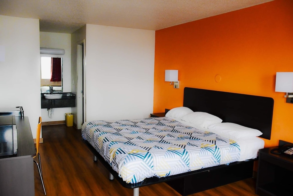 Motel6 Rolla, MO 26/59