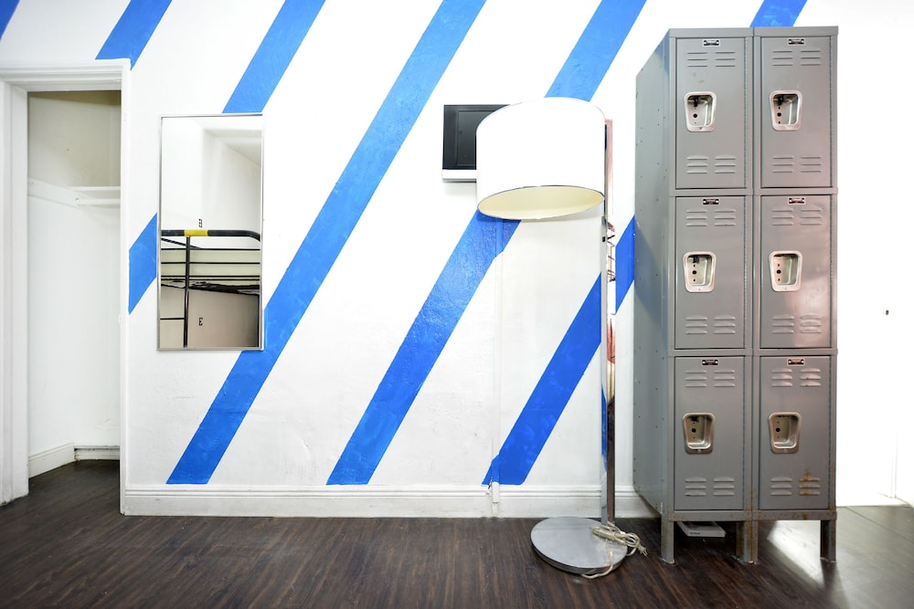 South Beach Rooms and Hostel 21/48