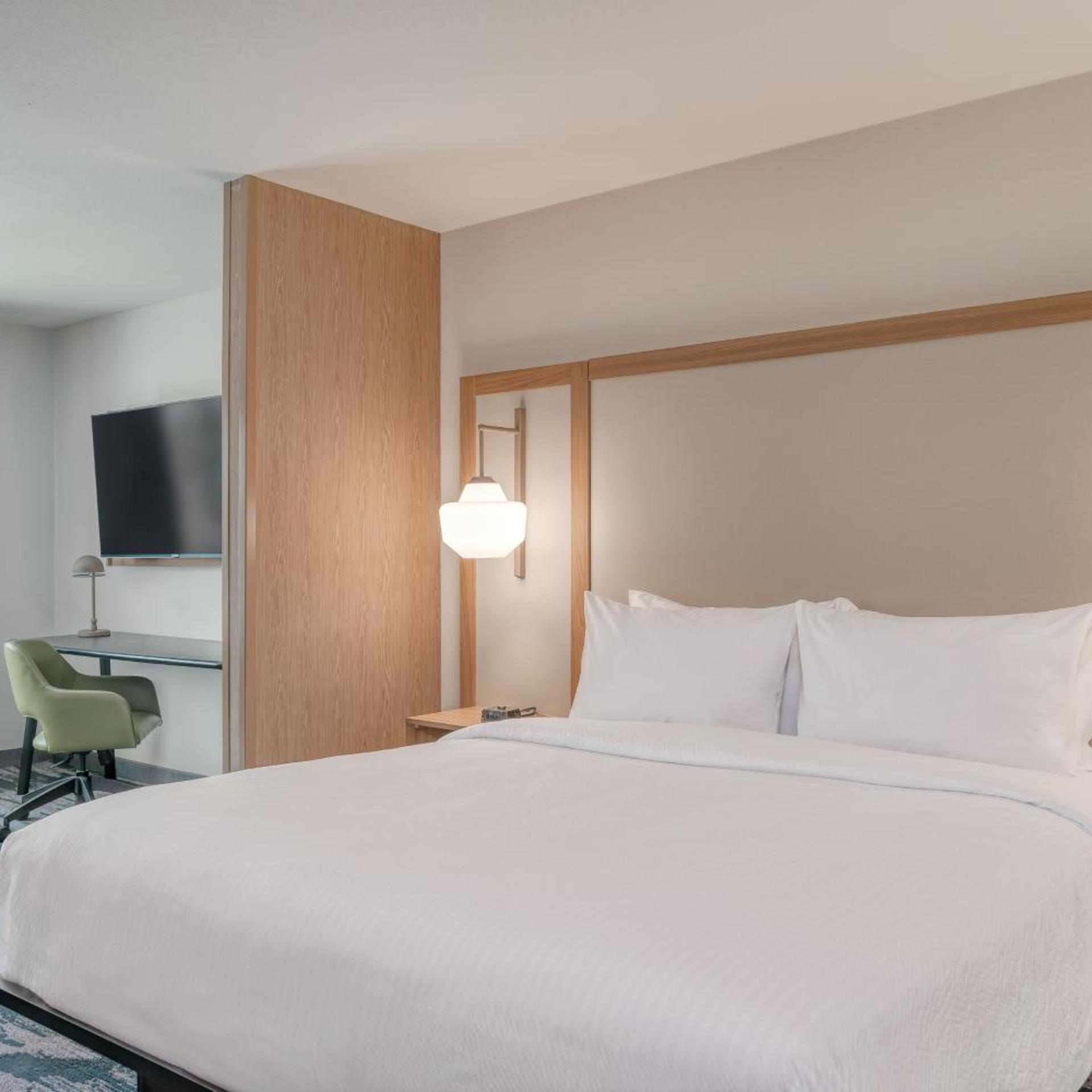 Fairfield by Marriott Inn & Suites Shelbyville 4/22
