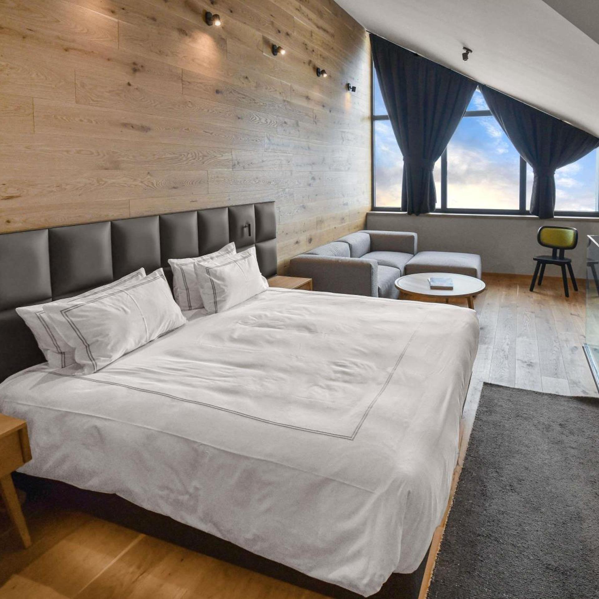 Signature, Swiss, Apartment