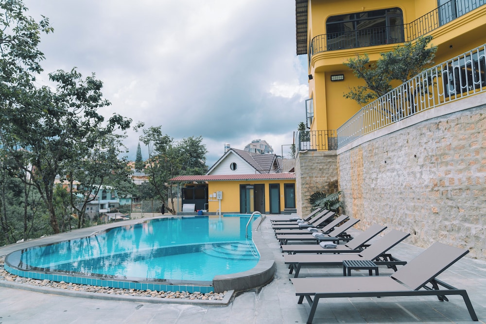 Goldient Boutique Hotel 44/50